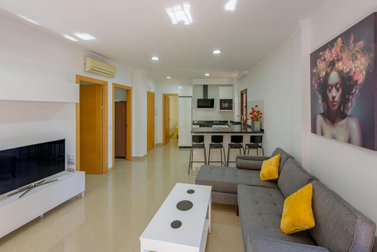 Apartamento Centrico Sibarys - 2 Dormitorios- Calle Pintada เนร์คา ภายนอก รูปภาพ