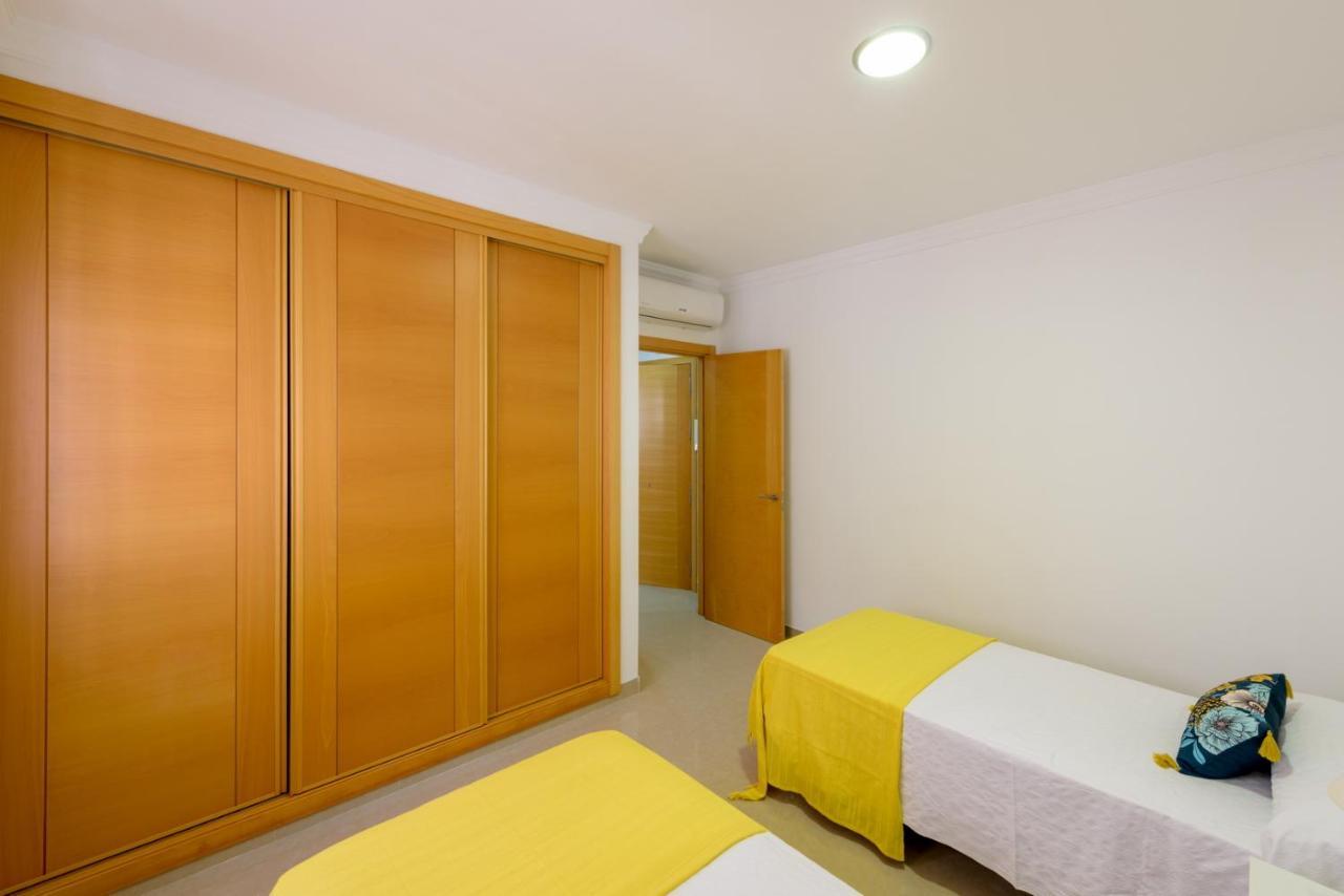 Apartamento Centrico Sibarys - 2 Dormitorios- Calle Pintada เนร์คา ภายนอก รูปภาพ