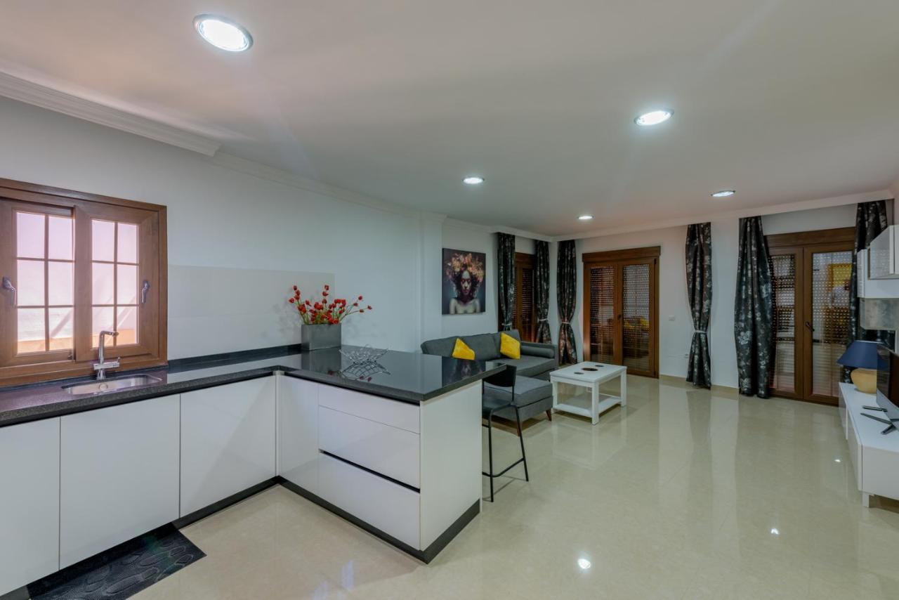 Apartamento Centrico Sibarys - 2 Dormitorios- Calle Pintada เนร์คา ภายนอก รูปภาพ