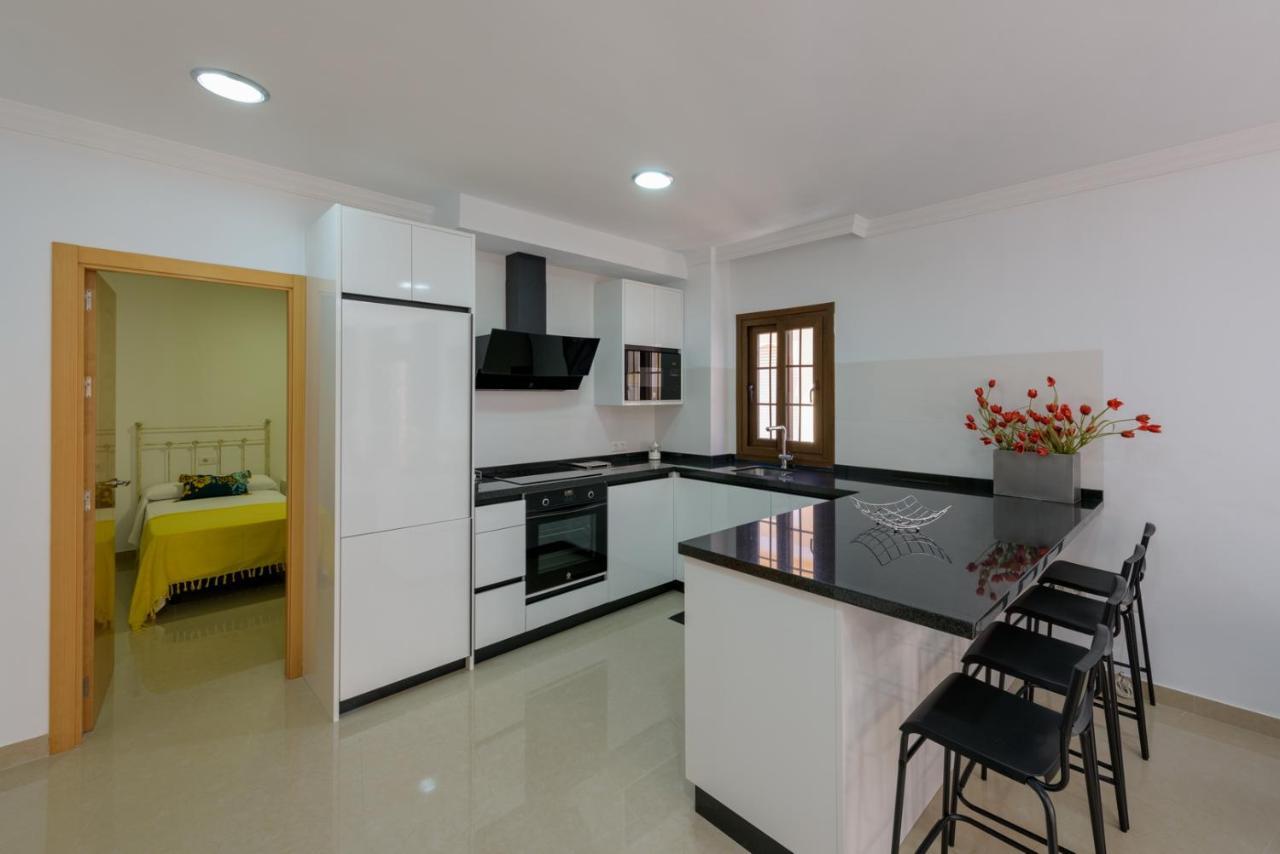 Apartamento Centrico Sibarys - 2 Dormitorios- Calle Pintada เนร์คา ภายนอก รูปภาพ